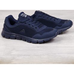 Buty sportowe męskie granatowe American Club - granatowy. Niebieskie buty sportowe męskie American CLUB, bez zapięcia. Za 99,99 zł.