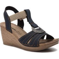 Sandały INBLU - OC02AQ05 Cobalt Blue. Niebieskie klapki damskie Inblu, z aplikacjami, ze skóry ekologicznej, bez obcasa, na obcasie. Za 89,99 zł.