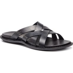 Sandały KEEN - Sofia Slide 1020463 Black/Magnet. Czarne klapki damskie Keen, bez wzorów, ze skóry, bez obcasa. W wyprzedaży za 319,00 zł.