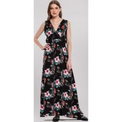 Czarna Sukienka Complicate. Czarne sukienki damskie other, na lato, s, bez wzorów, z tkaniny, bez kołnierzyka, bez rękawów, maxi. Za 59,99 zł.