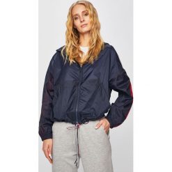 Tommy Hilfiger - Kurtka. Niebieskie kurtki damskie TOMMY HILFIGER, s, bez wzorów, z materiału, krótkie. W wyprzedaży za 239,90 zł.