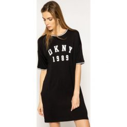 Koszula nocna DKNY YI3422404. Czarne koszule nocne damskie DKNY, xs, bez wzorów, z elastanu, bez kołnierzyka, bez rękawów. W wyprzedaży za 219,00 zł.