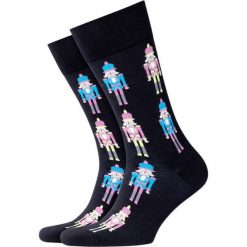 Skarpety BURLINGTON NUTCRACKER. Niebieskie skarpetki męskie Burlington, bez wzorów, z bawełny. Za 70,00 zł.