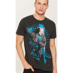 T-shirt Rock and Roll - Szary. Szare t-shirty męskie House, l. W wyprzedaży za 29,99 zł.