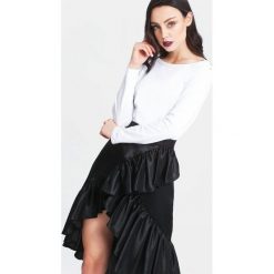 Biała Bluzka Hey Girl. Białe bluzki damskie other, xl, bez wzorów, bez kołnierzyka, z długim rękawem. Za 19,99 zł.