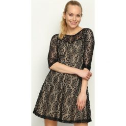 Sukienki: Czarno-Beżowa Sukienka Dressy