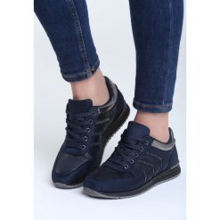 Granatowe Buty Sportowe Black Flame. Niebieskie buty sportowe damskie Born2be, z aplikacjami, sportowe. Za 79,99 zł.