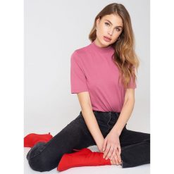 T-shirty damskie: NA-KD Basic T-shirt Basic z rękawami trzy- czwarte – Pink