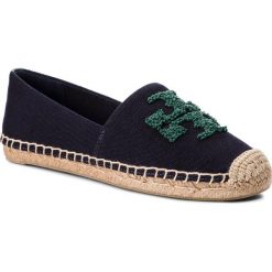 Espadryle TORY BURCH - Elisa Logo Flat Espadrille 38031 Perfect Navy/Norwood 452. Niebieskie półbuty damskie Tory Burch, na co dzień, bez wzorów, ze skóry, bez obcasa, bez zapięcia. W wyprzedaży za 459,00 zł.
