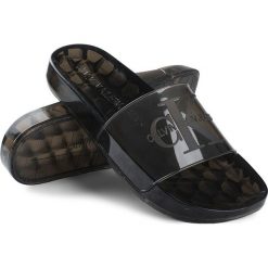 Klapki Calvin Klein Jeans. Czarne kapcie męskie Calvin Klein Jeans, z jeansu. Za 249,00 zł.