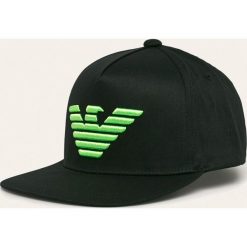 Emporio Armani - Czapka. Czarne czapki męskie Emporio Armani, z haftami, z bawełny. W wyprzedaży za 279,90 zł.