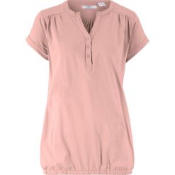 Shirt bawełniany z dekoltem henley, krótki rękaw bonprix pastelowy jasnoróżowy. Różowe koszulki damskie bonprix, bez wzorów, z bawełny, bez kołnierzyka, z krótkim rękawem. Za 54,99 zł.