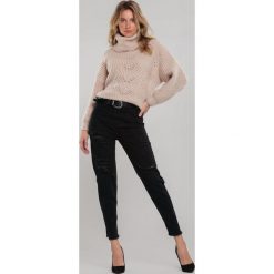 Czarne Jeansy Riverhills. Czarne jeansy damskie Renee, z podwyższonym stanem. Za 119,99 zł.