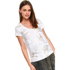 PRINTOWANY T-SHIRT Z DEKOLTEM W SEREK. Białe t-shirty damskie Top Secret, z nadrukiem, z dekoltem w serek. Za 49,99 zł.