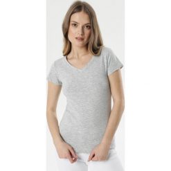 Jasnoszary T-shirt Nysalphia. Szare bluzki damskie Born2be, s, bez wzorów, z dzianiny, z dekoltem w serek, z krótkim rękawem. Za 29,99 zł.