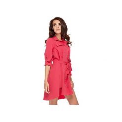 Sukienka Military Chic. Różowe sukienki damskie Ooh la la, do pracy, bez wzorów, z poliesteru, biznesowe, bez kołnierzyka, bez rękawów. Za 209,00 zł.
