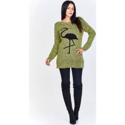 Sweter z melanżowym odcieniu z kontrastującym kolorystycznie flamingiem zielony. Zielone swetry damskie Tagless, m. Za 91,90 zł.