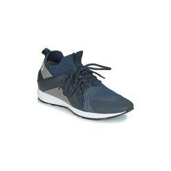 Buty HUGO HYBRID RUNN KNBC. Niebieskie trampki męskie HUGO, bez wzorów, bez zapięcia. Za 859,00 zł.