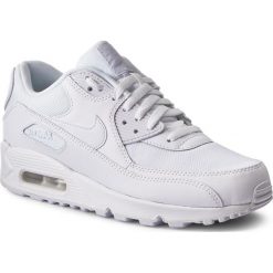 Buty NIKE - Air Max 90 Essential 537384 111 White/White/White/White. Białe półbuty damskie Nike, na co dzień, bez wzorów, ze skóry ekologicznej, bez obcasa, na płaskiej podeszwie, bez zapięcia. W wyprzedaży za 399,00 zł.