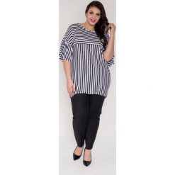 Asymetryczna tunika bluzka kapitanka marynarskie czarne paski OVERSIZE PLUS SIZE. Czarne bluzki damskie Moda Size Plus Iwanek, na co dzień, na lato, s, w paski, z wiskozy, wakacyjne, z kontrastowym kołnierzykiem, plus size, bez rękawów. Za 99,00 zł.
