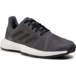 Buty adidas - CourtJam Bounce M Clay FV2764 Gresix/Cblack/Ftwwht. Szare buty sportowe męskie Adidas, z tworzywa sztucznego, bez zapięcia, tenisowe. Za 329,00 zł.