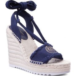 Espadryle JUICY COUTURE BLACK LABEL - Dada Heavy Canvas JB156 Regal. Niebieskie espadryle damskie marki Juicy Couture Black Label, z materiału, na obcasie. W wyprzedaży za 449,00 zł.
