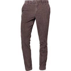 Chinosy męskie: Hackett London ASHBY SLIM Spodnie materiałowe taupe