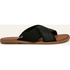 Toms - Klapki Viviana. Czarne klapki damskie Toms, bez wzorów, z gumy, bez obcasa, na obcasie. W wyprzedaży za 149,90 zł.
