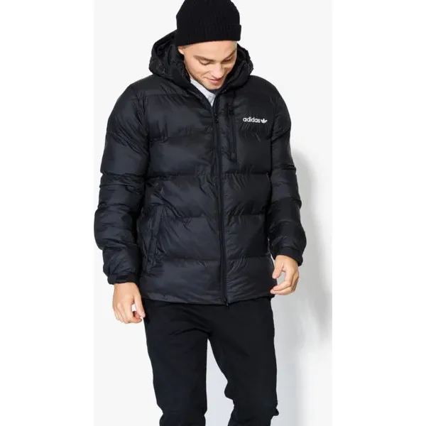 Adidas Kurtka Hooded Jkt , czarny, rozmiar S. Czarne kurtki męskie Adidas, na zimę, s, z napisami, z poliesteru, klasyczne, bez kaptura. W wyprzedaży za 449,99 zł.