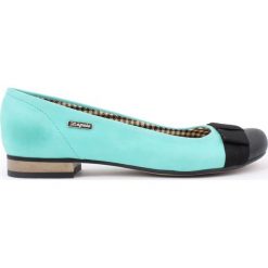 Dwukolorowe baleriny - skóra naturalna - model 007 - kolor miętowy. Zielone baleriny damskie Zapato, bez wzorów, ze skóry, bez obcasa. W wyprzedaży za 202,30 zł.