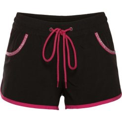 Szorty plażowe bonprix czarny. Czarne spodnie damskie bonprix. Za 49,99 zł.