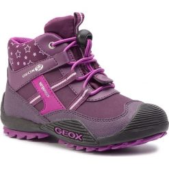 Śniegowce GEOX - J Atreus G.B Wpf A J847HA 0FU50 C8224 S Purple/Pink. Fioletowe śniegowce dziewczęce Geox, bez zapięcia. W wyprzedaży za 199,00 zł.