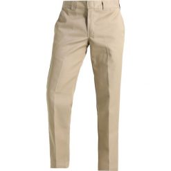 Dickies 873 SLIM STRAIGHT WORK Chinosy khaki. Brązowe bez kategorii Dickies, z bawełny. W wyprzedaży za 191,20 zł.