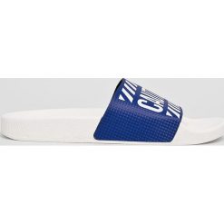 TheWhiteBrand - Klapki. Niebieskie kapcie męskie TheWhiteBrand, bez wzorów, z materiału. W wyprzedaży za 129,90 zł.