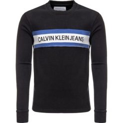 Bluza Calvin Klein Jeans J30J312448. Czarne bluzy męskie Calvin Klein Jeans, m, bez wzorów, z bawełny, bez kołnierzyka, bez rękawów, bez kaptura. W wyprzedaży za 259,00 zł.
