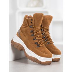 Sznurowane botki fashion. Botki damskie SEASTAR, bez obcasa, na sznurówki. Za 140,90 zł.