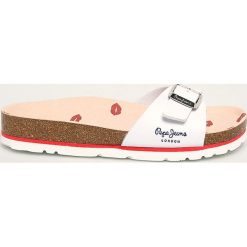 Pepe Jeans - Klapki dziecięce Bio Basic Girl. Białe sandały dziewczęce Pepe Jeans, z jeansu, z okrągłym noskiem, na klamry. Za 179,90 zł.
