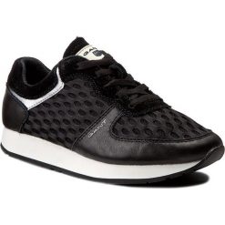 Sneakersy GANT - Linda 14531662 Black G00. Czarne półbuty damskie GANT, na co dzień, bez wzorów, z zamszu, bez obcasa, na płaskiej podeszwie, bez zapięcia. W wyprzedaży za 219,00 zł.