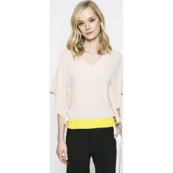 Trussardi Jeans - Bluzka. Szare bluzki damskie Trussardi Jeans, bez wzorów, z wiskozy, casualowe, z włoskim kołnierzykiem, bez rękawów. W wyprzedaży za 339,90 zł.