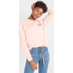 Bluzy rozpinane damskie: Obey Clothing AVA CREW Bluza tender peach