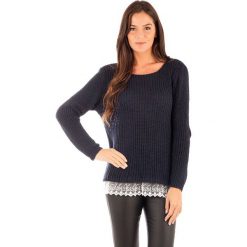 Swetry klasyczne damskie: Sweter w kolorze granatowym