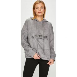 Answear - Bluza. Czarne bluzy damskie ANSWEAR, s, z nadrukiem, z elastanu, bez rękawów, z kapturem. W wyprzedaży za 89,90 zł.