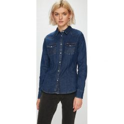 Wrangler - Koszula. Niebieskie bez kategorii marki Wrangler, s, z elastanu, casualowe, z długim rękawem. W wyprzedaży za 179,90 zł.