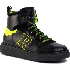 Sneakersy JOHN RICHMOND - 8121 B Black. Czarne sneakersy męskie John Richmond, bez zapięcia. W wyprzedaży za 789,00 zł.