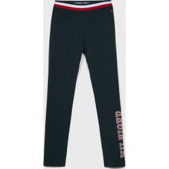 Tommy Hilfiger - Legginsy 128-176 cm. Niebieskie legginsy dziewczęce TOMMY HILFIGER, z nadrukiem, z bawełny. Za 199,90 zł.