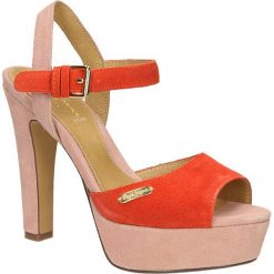 Sandały pepe jeans pfs90218. Pomarańczowe sandały damskie Pepe Jeans, bez wzorów, z jeansu, klasyczne, bez obcasa, bez zapięcia. Za 299,99 zł.