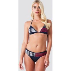 Stroje kąpielowe damskie: Tommy Hilfiger Dół bikini Brazilian Hipster – Navy