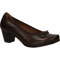 Czółenka caprice 9-22401-23. Czółenka damskie Caprice, bez wzorów, bez obcasa. Za 249,99 zł.
