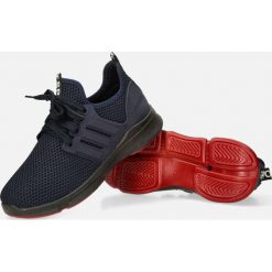Granatowe buty sportowe sznurowane casu 20p18/m. Buty sportowe męskie Casu, na sznurówki. W wyprzedaży za 44,99 zł.