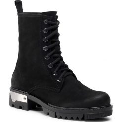 Trapery R.POLAŃSKI - 1162 Czarny Nubuck. Czarne trapery damskie R.Polański, ze skóry, bez obcasa, bez zapięcia. Za 439,00 zł.